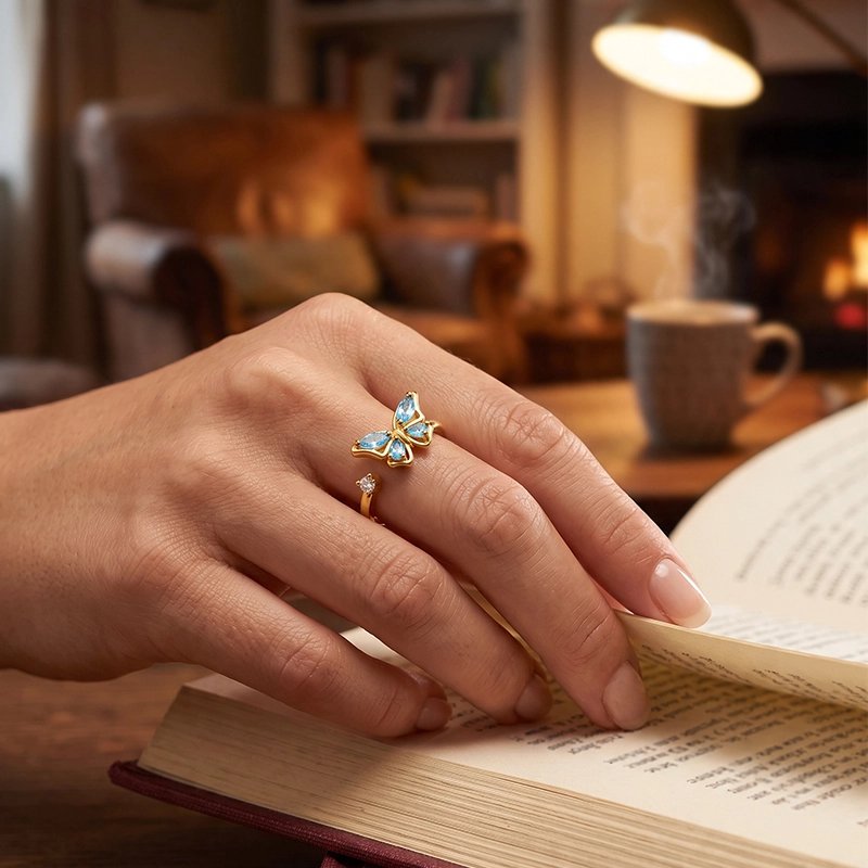 Bague anti stress femme rovélia doré main droite
