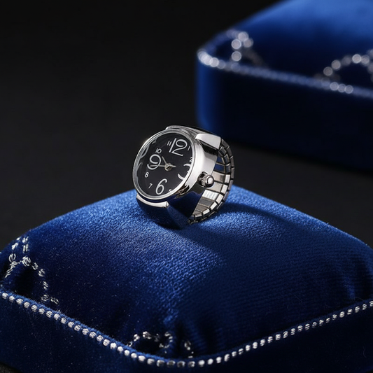 Bague montre orivian  noir déposé sur coussin luxueux