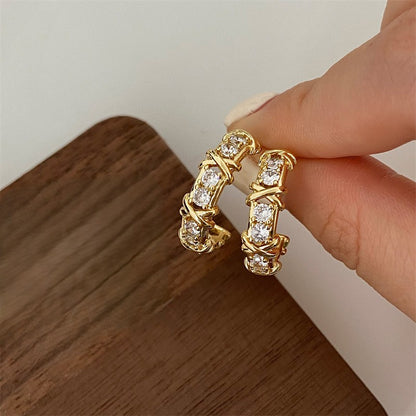 Boucle d'oreille créole Orvessia dorée pour femme