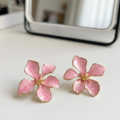 Boucle d'oreille fleur Nexorys rose déposées
