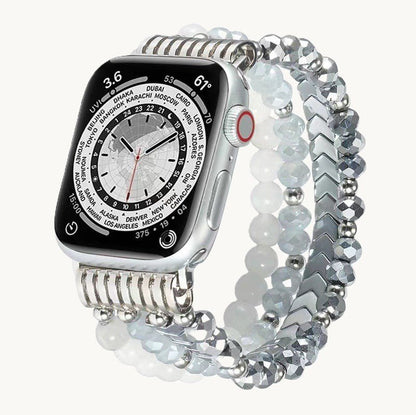 Bracelet montre Cadrélia argent sur fond blanc