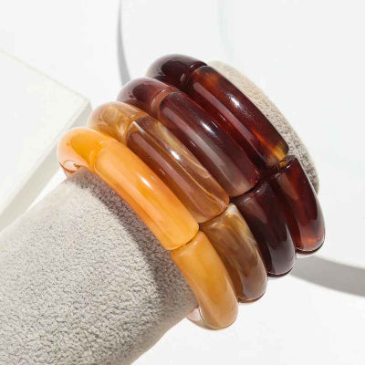 Bracelet perle acrylique sur support