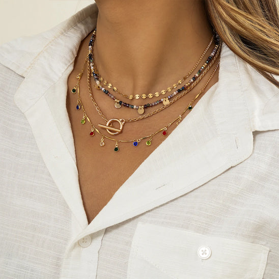 collier multicouche Niméra au cou