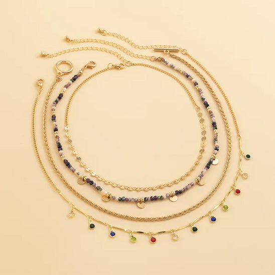 collier multicouche Niméra déposé en cercle
