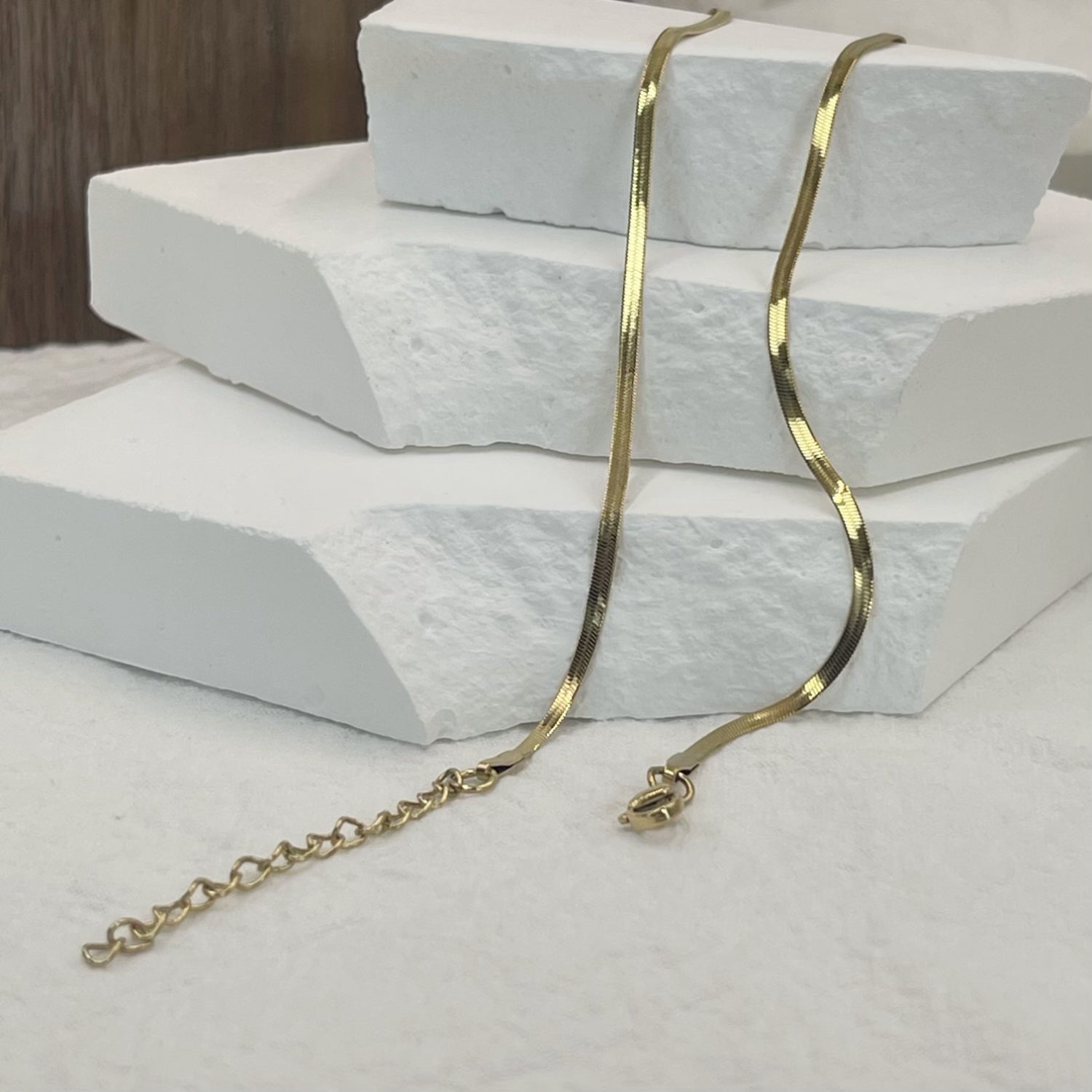 collier or Corélys de 2mm et 45cm sur déposé