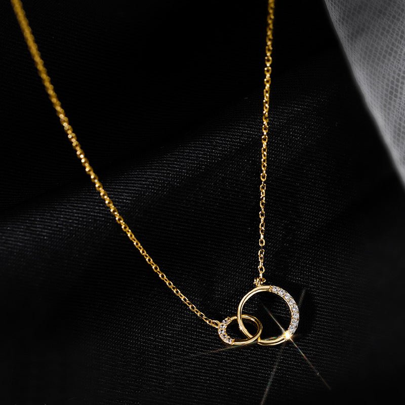 Collier ras de cou doré Néolune déposé