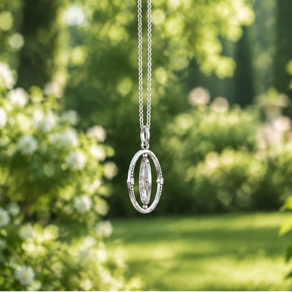 Pendentif arbre de vie Zevoria suspendu en rotation