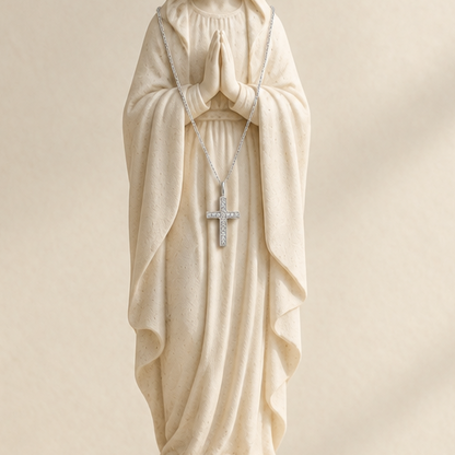 Pendentif croix Crucialys suspendu